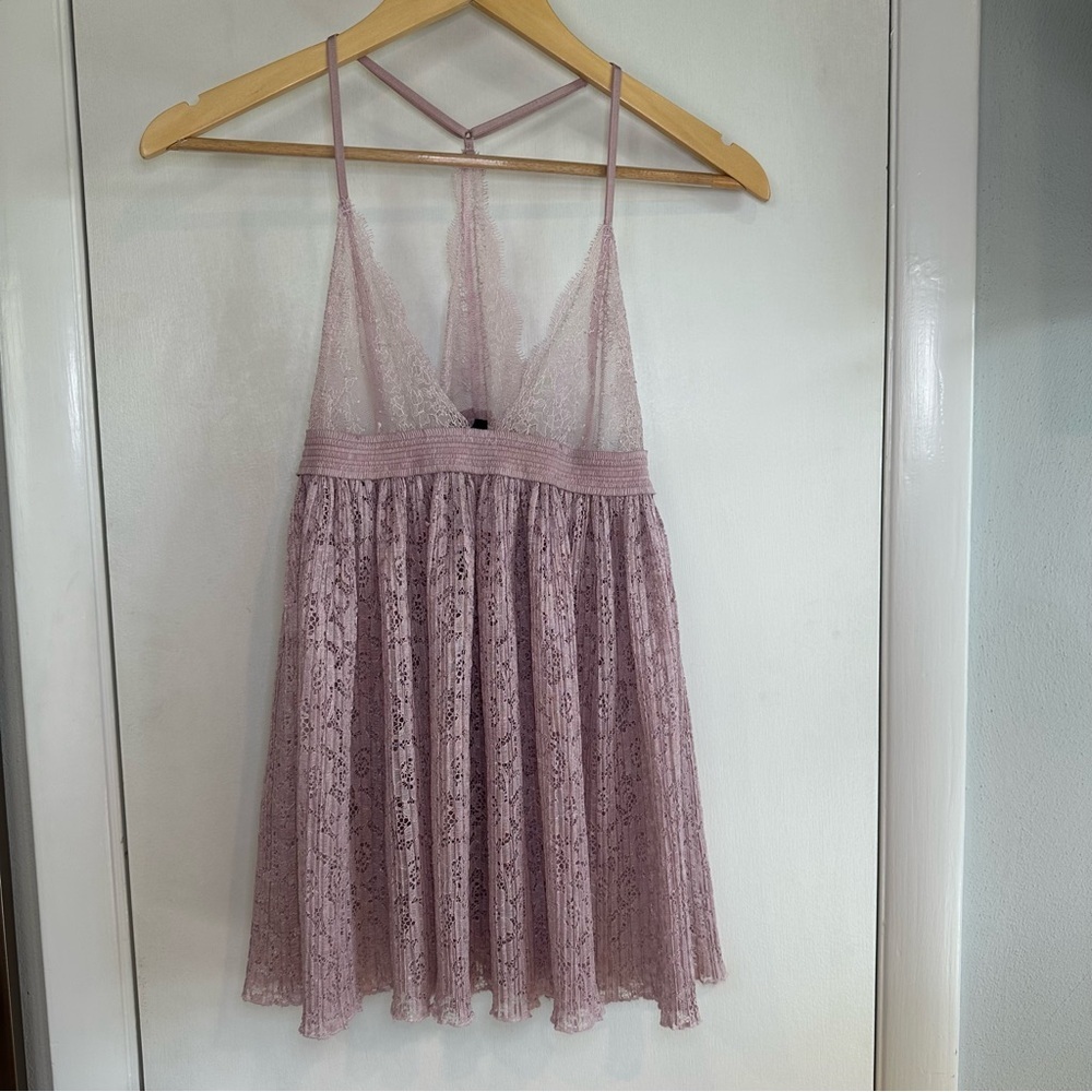 Victoria’s Secret Lilac Lace Babydoll Cami. Size: Medium.
